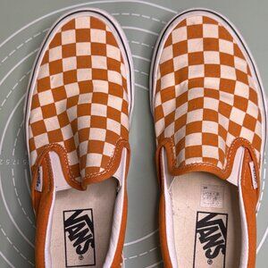 Vans Classic Slip-On Sneakers. Women's 7.